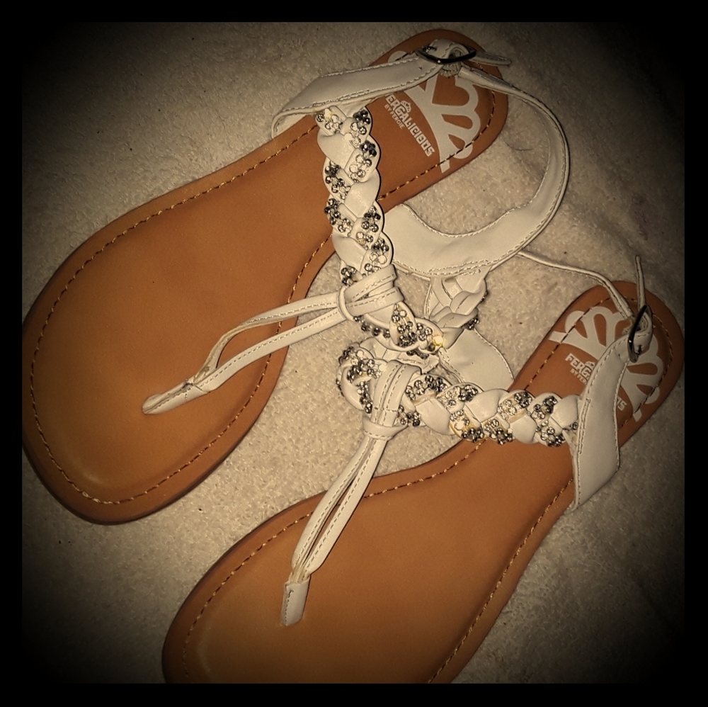 Sandals , Fergie cute wear